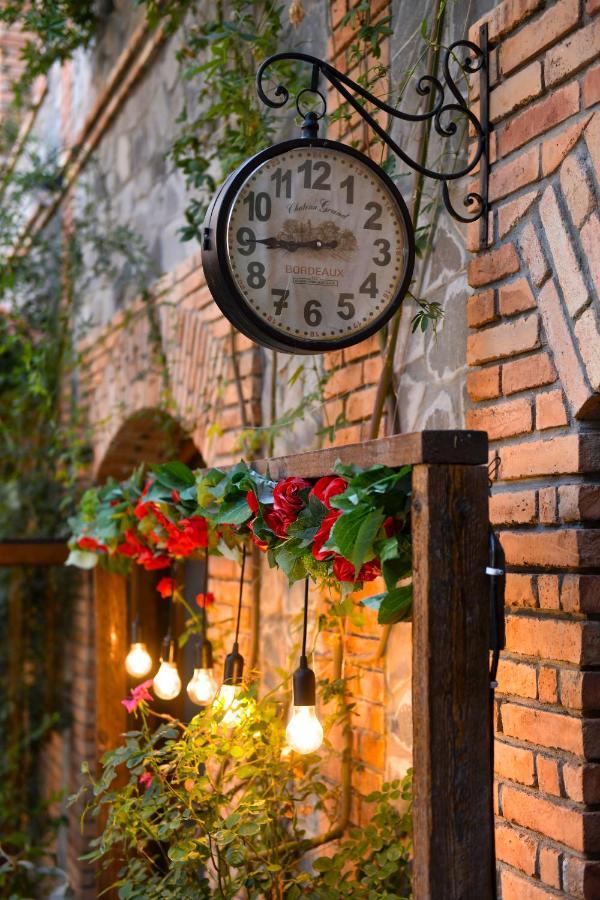 Отель Old Town Шеки Экстерьер фото